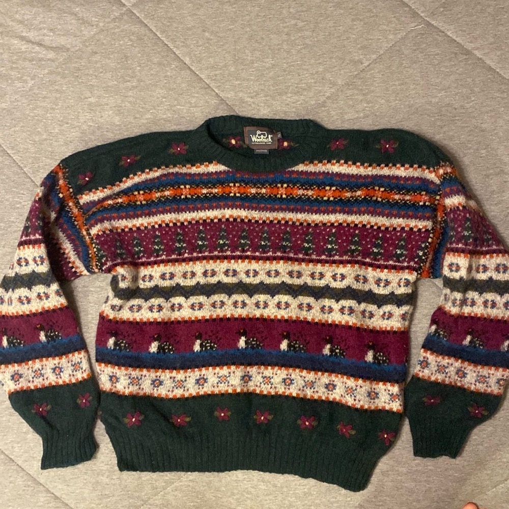 Woman’s Vintage Woolrich XL 100% wool loon sweater (fits small-medium)